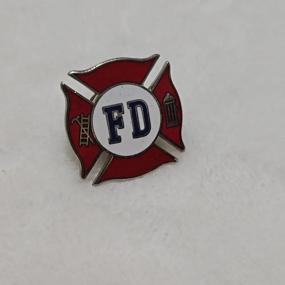 Firefighter and American Flag Pin Set